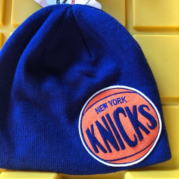New York Knicks beanie - Picture 1 of 3